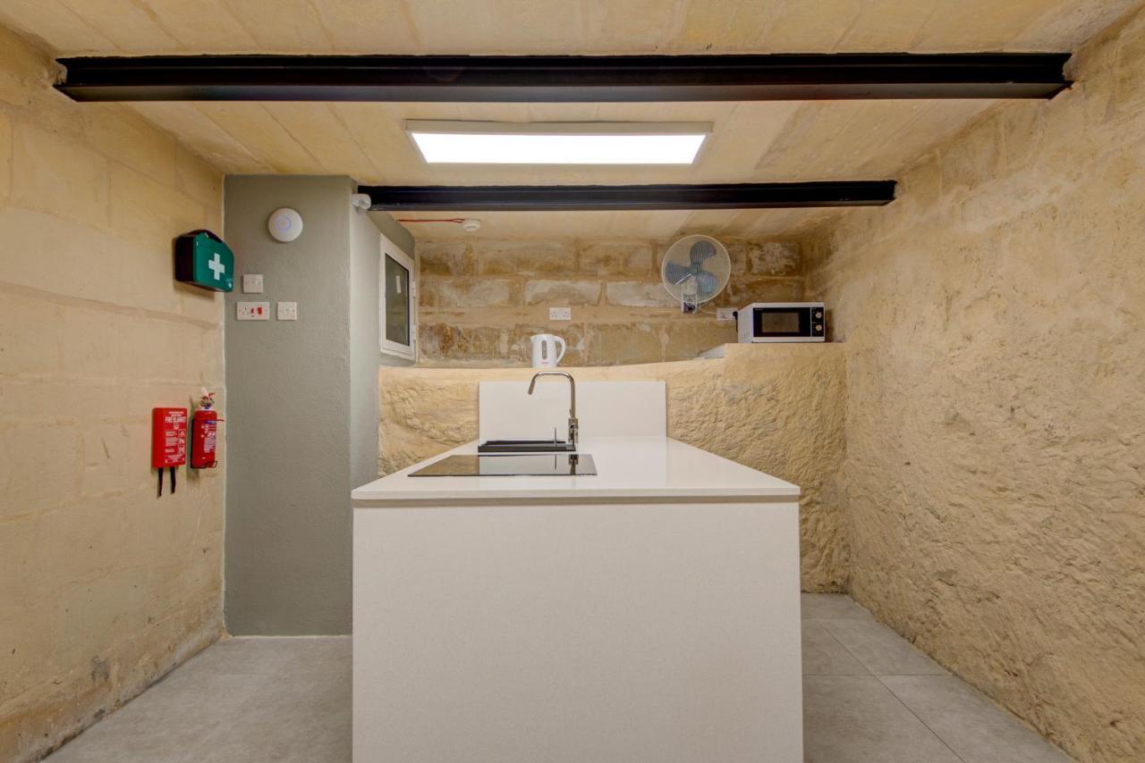 Отель Casa Domenico 7 Валетта Экстерьер фото